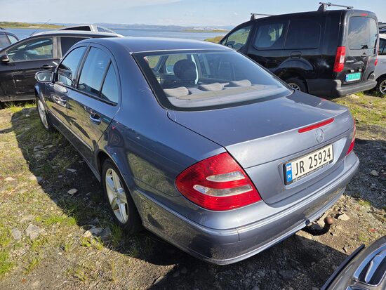 Mercedes E200CDi 2005. gada